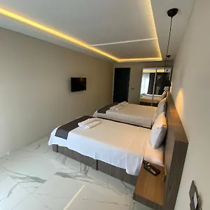Tuna Butik Отель