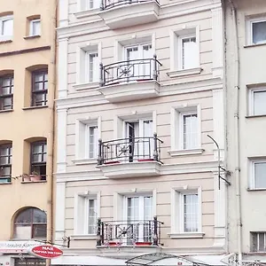 buradan rezervasyon yapın